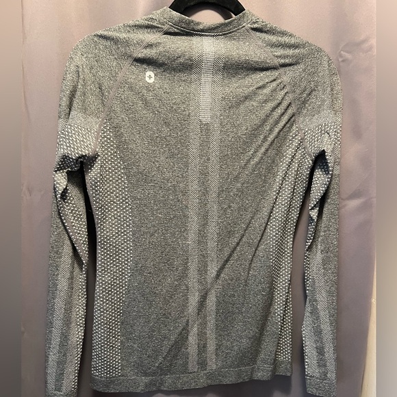 Figs Grey Underscrub Long Sleeved Shirt - Picture 3 of 3